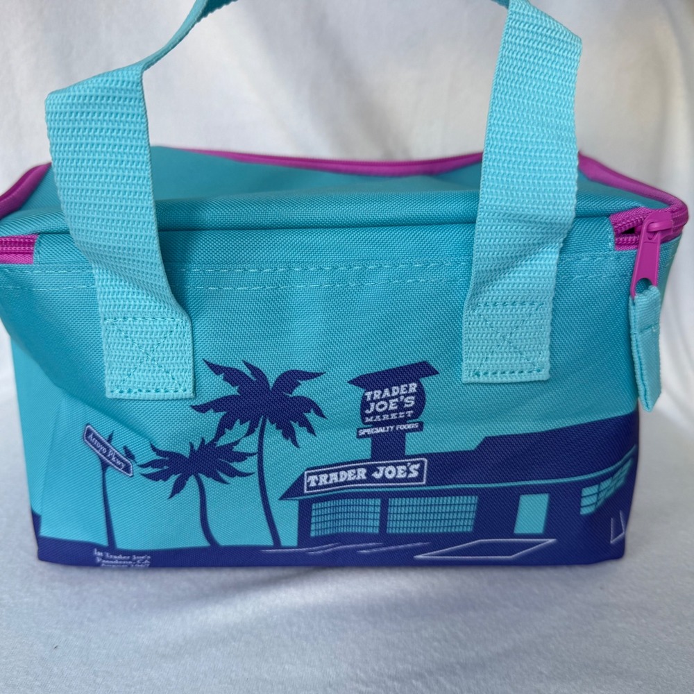 Trader Joe's Mini Insulated Bag 2026 Blue Pink 1.5 Gallon Zipper Lunch Bag NWT